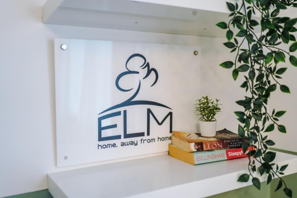 Cozy 1 Bedroom Apartment, Prime Location , Free Parking Manchester Zewnętrze zdjęcie