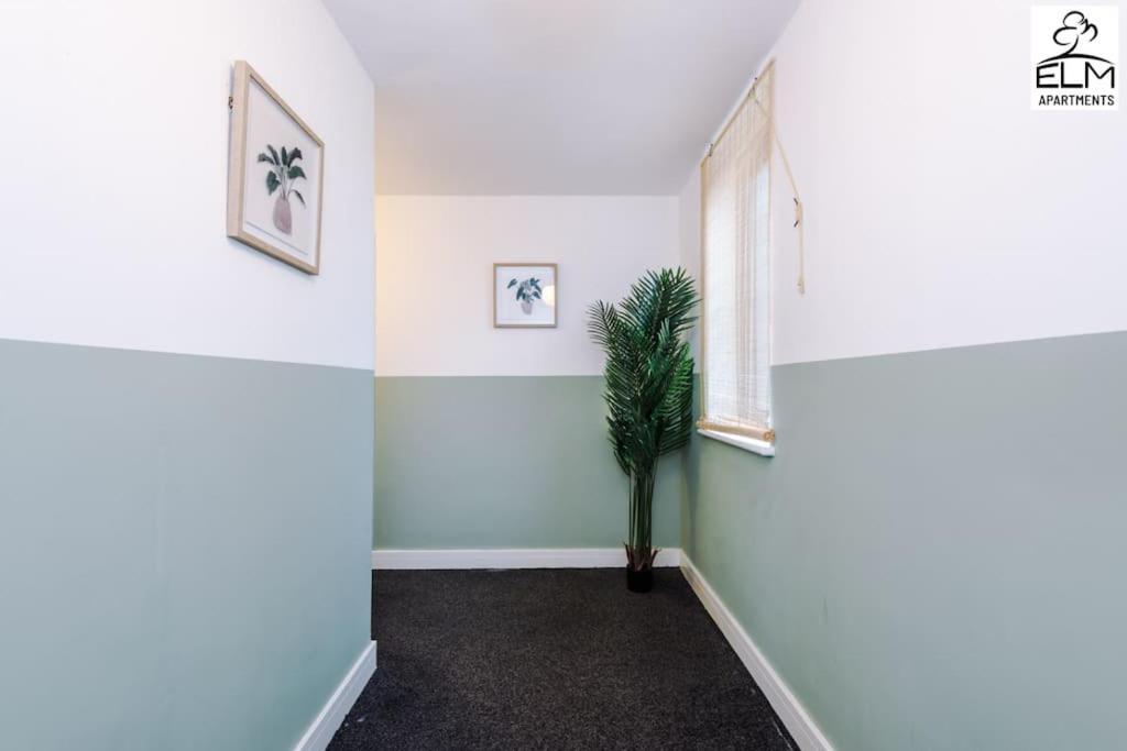 Cozy 1 Bedroom Apartment, Prime Location , Free Parking Manchester Zewnętrze zdjęcie