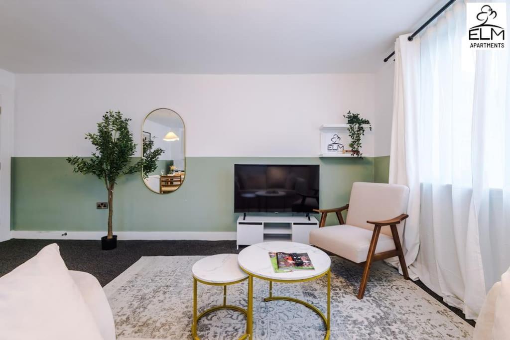 Cozy 1 Bedroom Apartment, Prime Location , Free Parking Manchester Zewnętrze zdjęcie